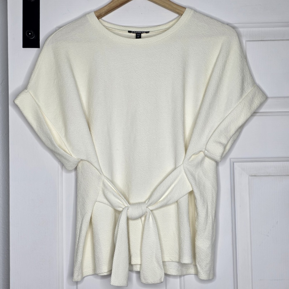 Express Textured T-Shirt Womens Size M White Loose Fit Short Cuff Sleeve